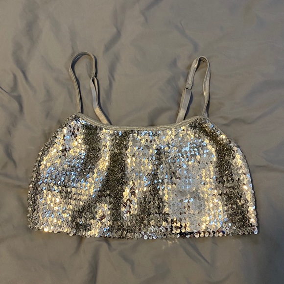 Urban Outfitters sequin top - Picture 1 of 4